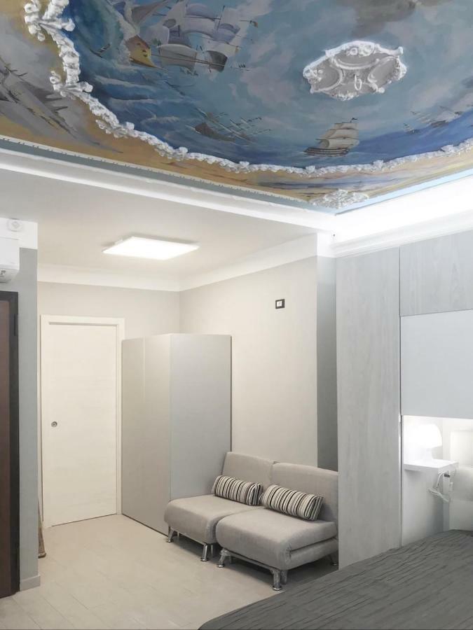 Torre Degli Orefici Dimora Medioevale Genoa Exterior photo